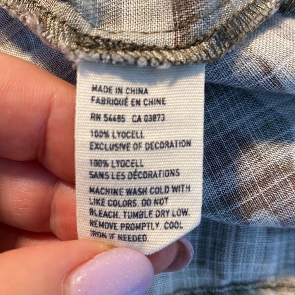 American Eagle Outfitters Camo Button Front Long Sleeves Shirt - Picture 7 of 9